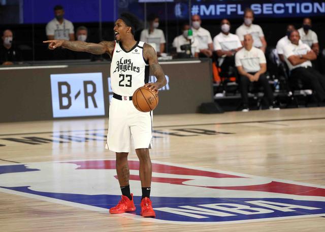 中国篮球之队官方：周琦既往伤情复发即日离队 他将去美国康复治疗